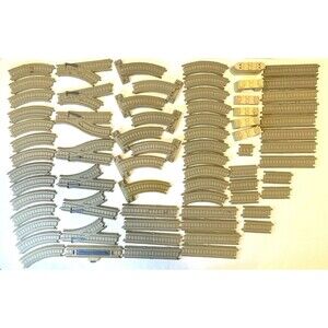 Thomas & Friends Train Tracks 71 Piece Lot Gullane 2006, 2009 Railway Brown Tan